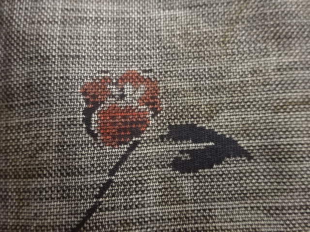 JAPANESE KIMONO / ANTIQUE KIMONO / SILK / DORO OSHIMA TSUMUGI / WOVEN FLOWER / 9MARUKI